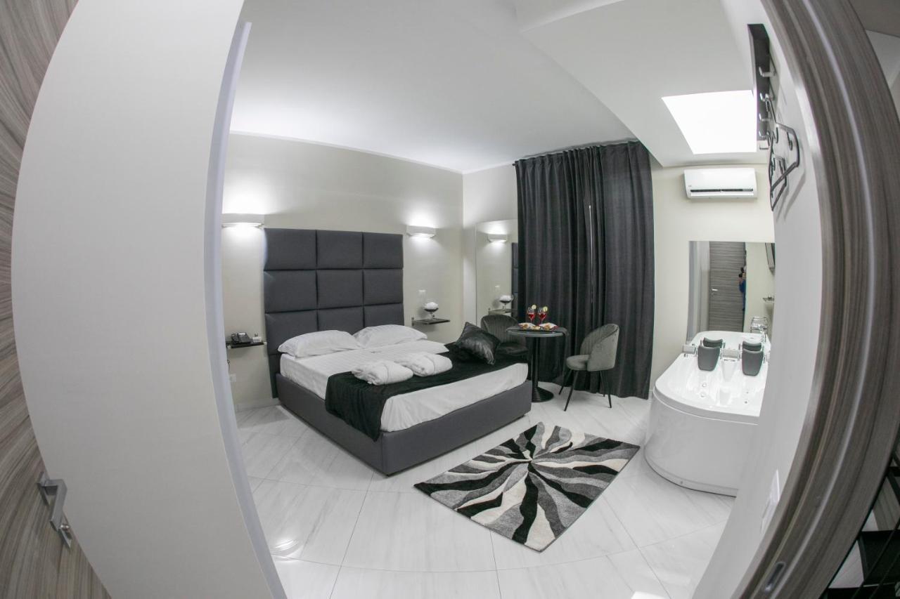 Hotel Trionfal Qualiano Dış mekan fotoğraf