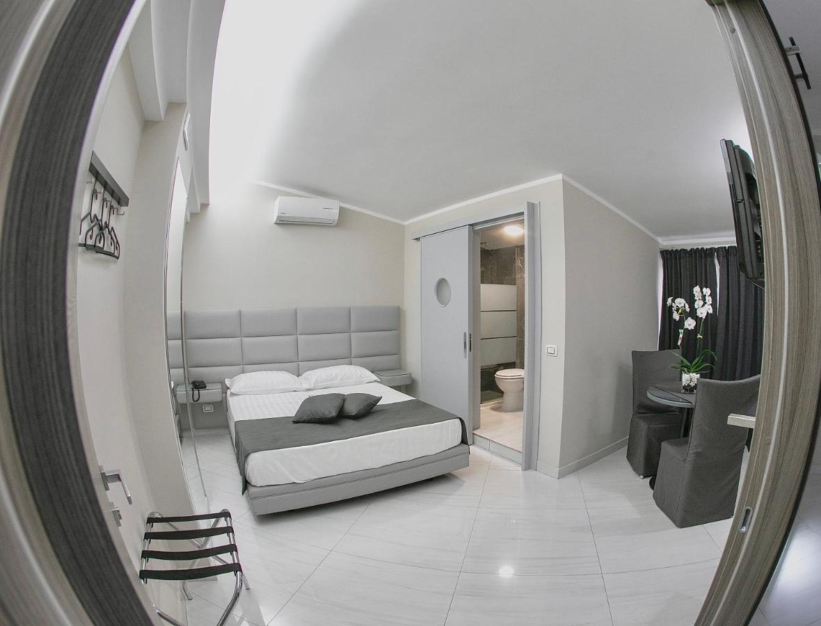 Hotel Trionfal Qualiano Dış mekan fotoğraf