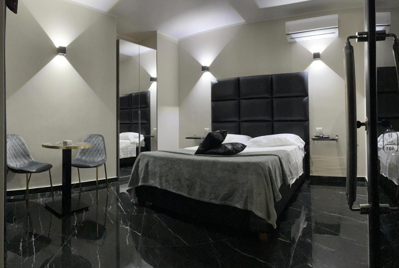 Hotel Trionfal Qualiano Dış mekan fotoğraf
