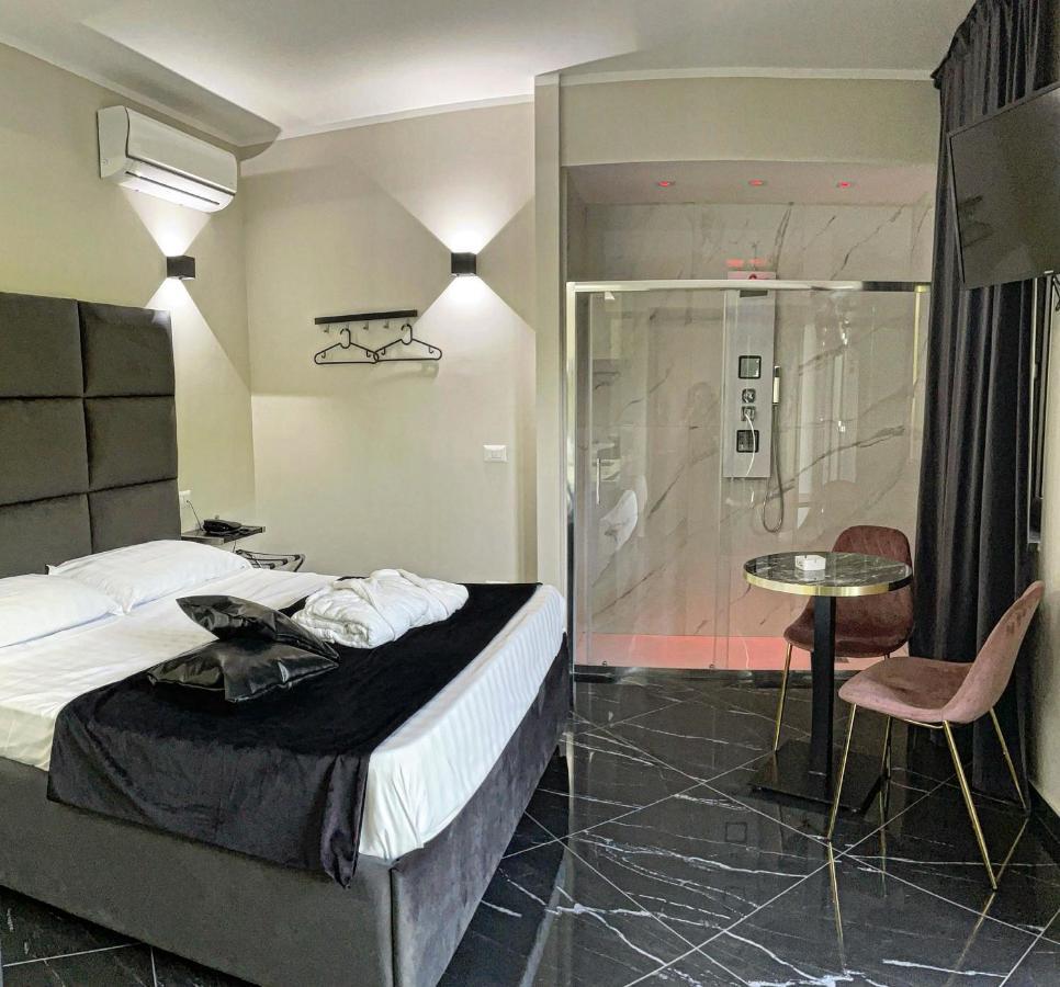 Hotel Trionfal Qualiano Dış mekan fotoğraf
